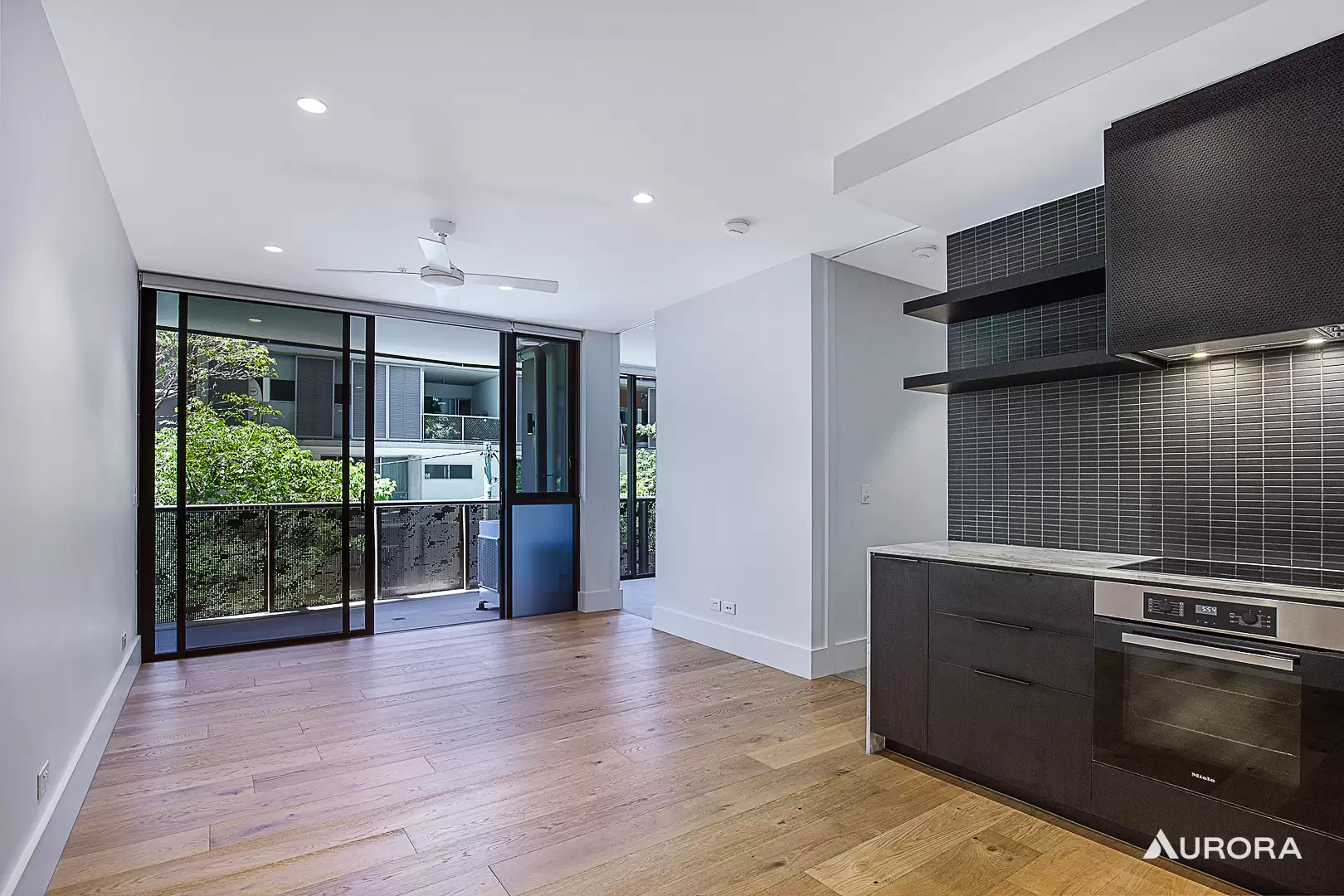 207/7 Chester Street, Newstead Sold by Aurora Property - image 1