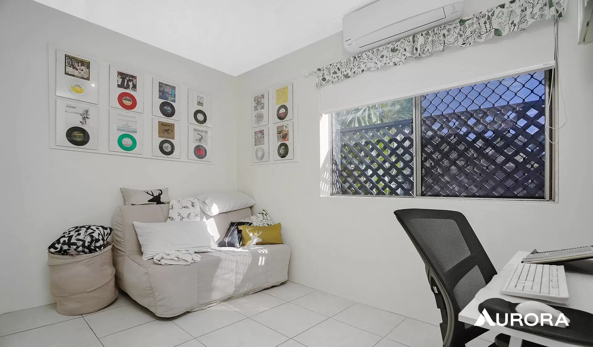 4/38 Edmondstone Street, Newmarket Leased by Aurora Property - image 1