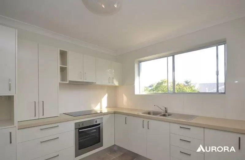 4/63 Latrobe Street, East Brisbane Leased by Aurora Property - image 2