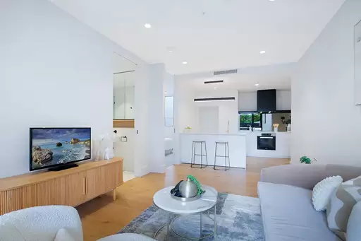205/14 Ella Street, Newstead Sold by Aurora Property