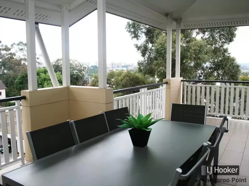 12/88 Lockerbie Street, Kangaroo Point Leased by Aurora Property - image 1