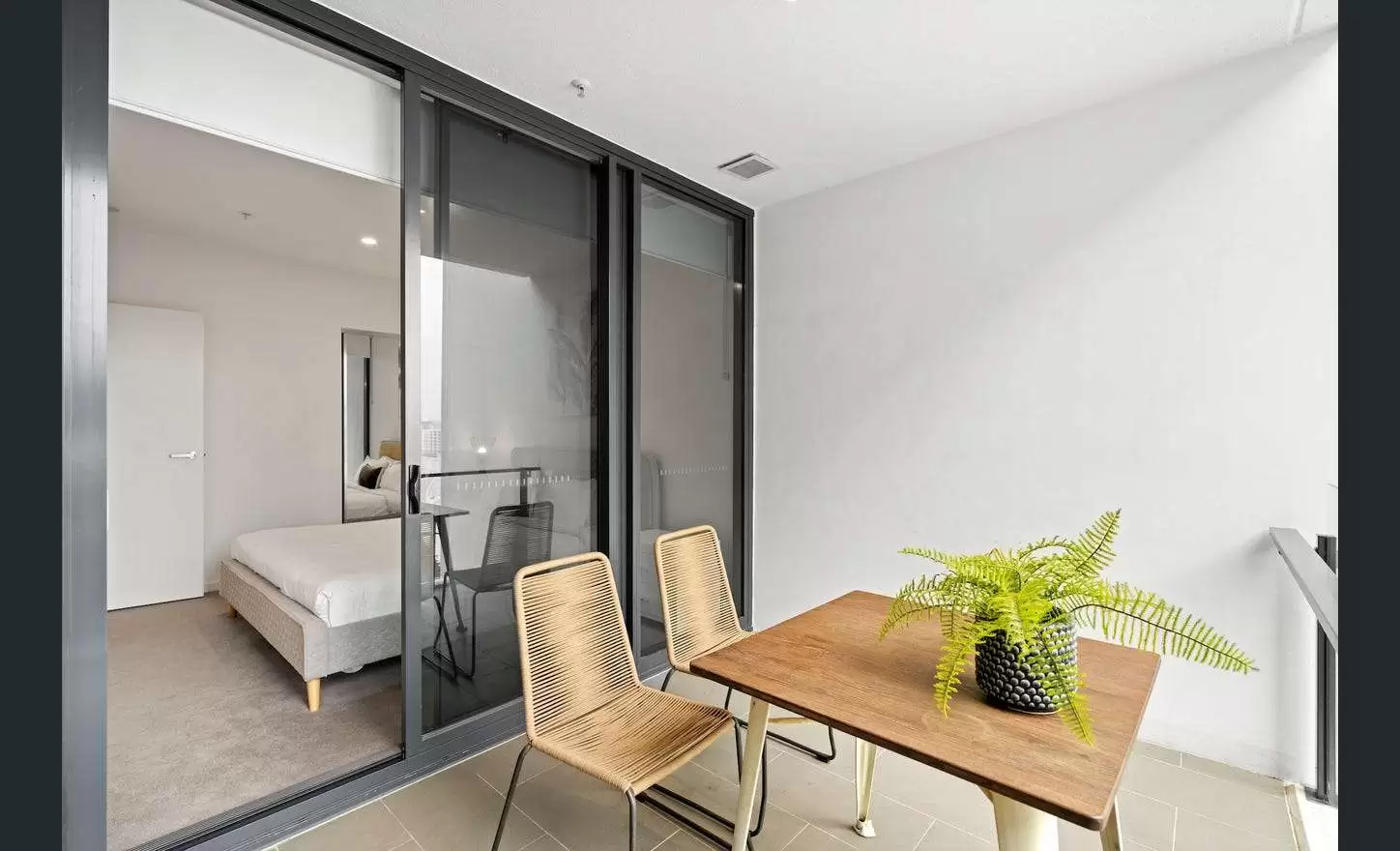 21305/28 Merivale Street, South Brisbane Sold by Aurora Property - image 8