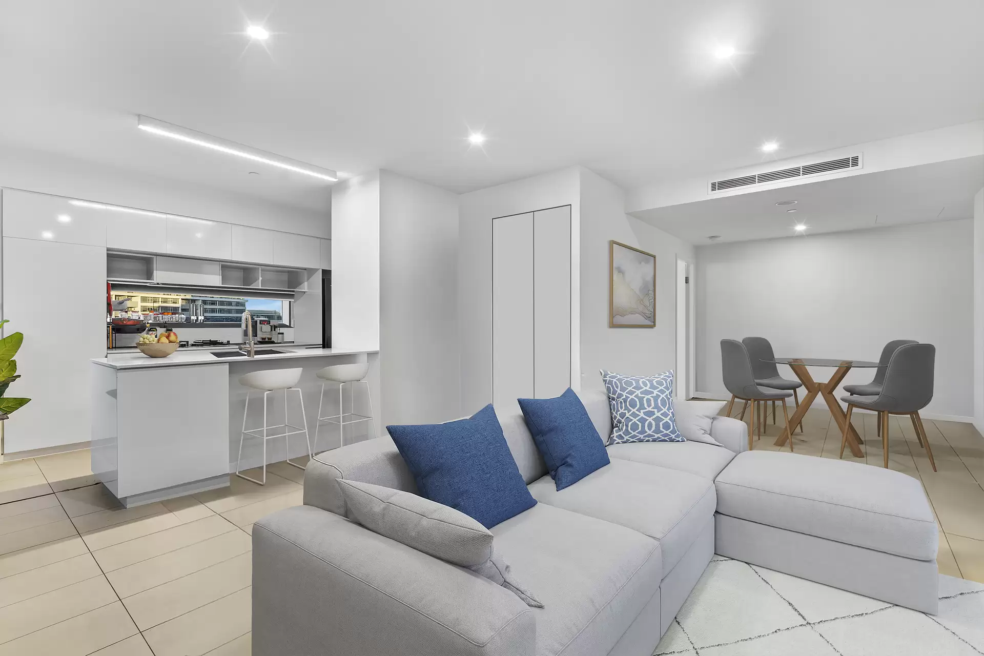1065/36 Evelyn Street, Newstead Sold by Aurora Property - image 1