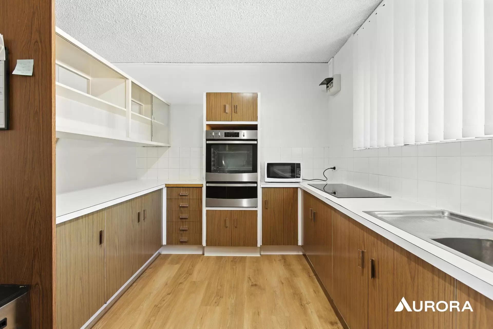 8/34 Park Avenue, East Brisbane Leased by Aurora Property - image 1