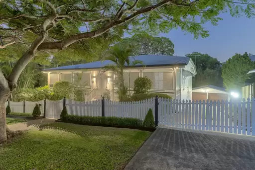 85 Glenrosa Road, Red Hill Sold by Aurora Property