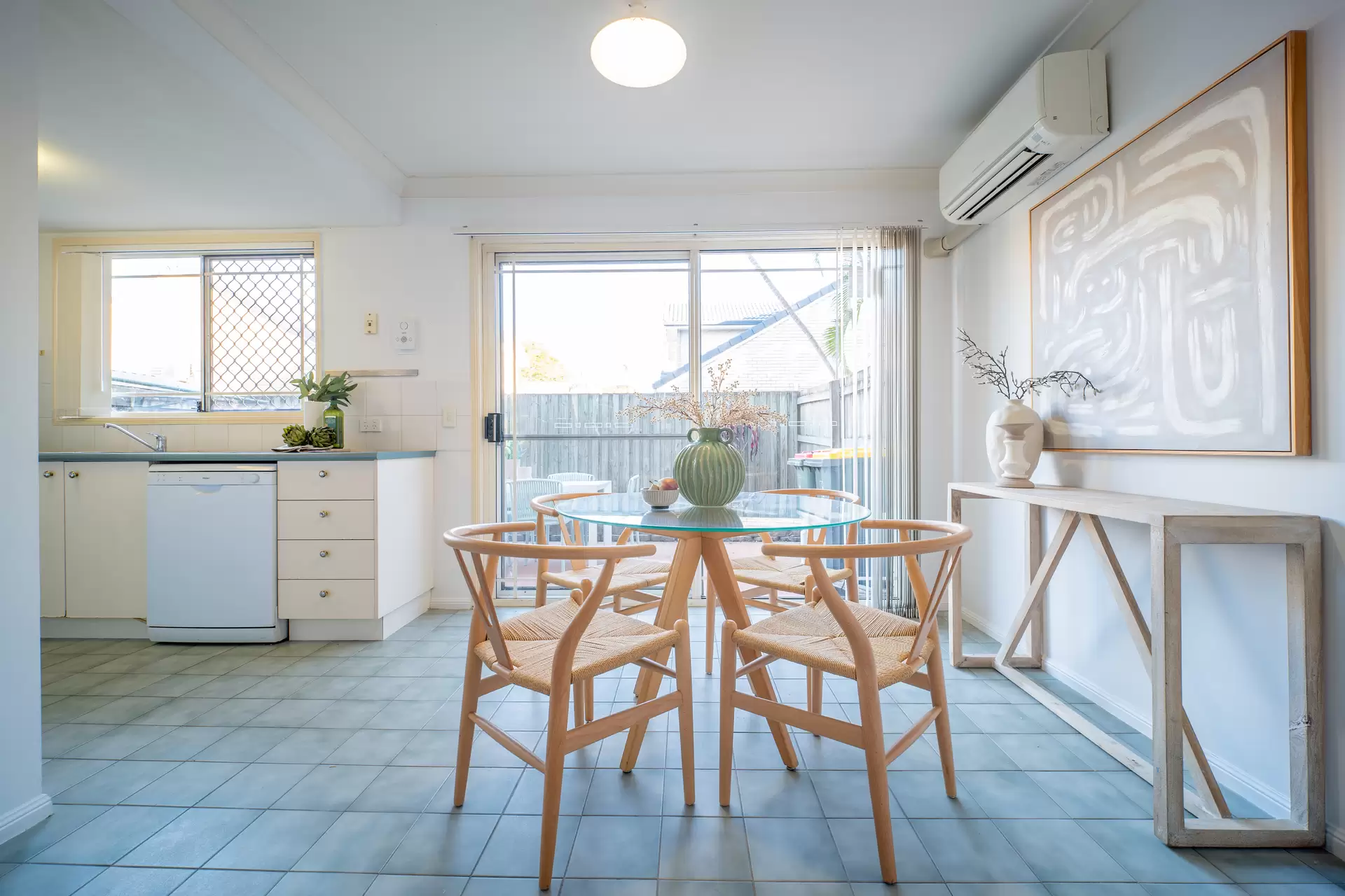 16/10 Stanton Road, Tingalpa Sold by Aurora Property - image 1