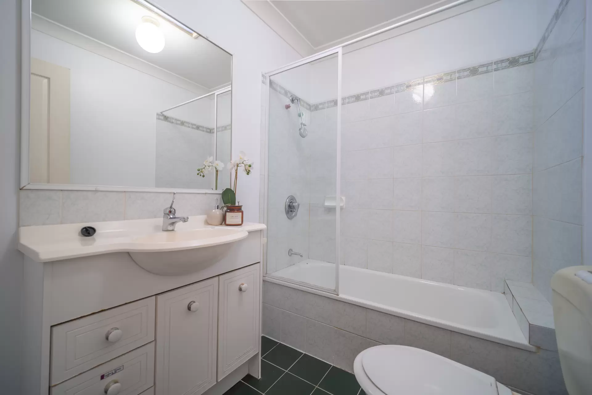 16/10 Stanton Road, Tingalpa Sold by Aurora Property - image 1
