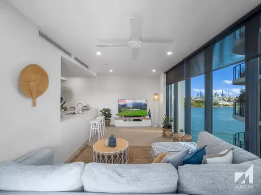 21501/7 Wharf Street, Hamilton Sold by Aurora Property