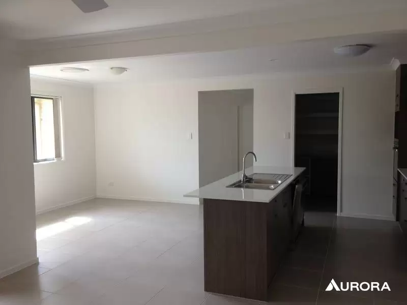 34 Hooper Street, Birkdale Leased by Aurora Property - image 3