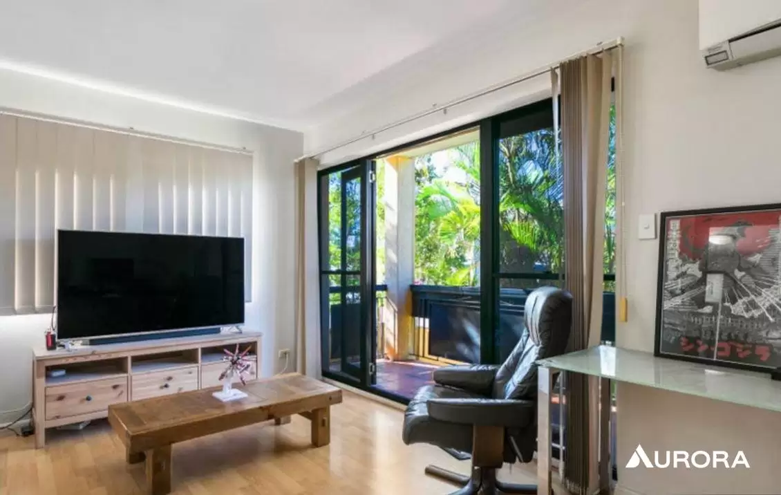 1/70 Latrobe Street, East Brisbane Leased by Aurora Property - image 4