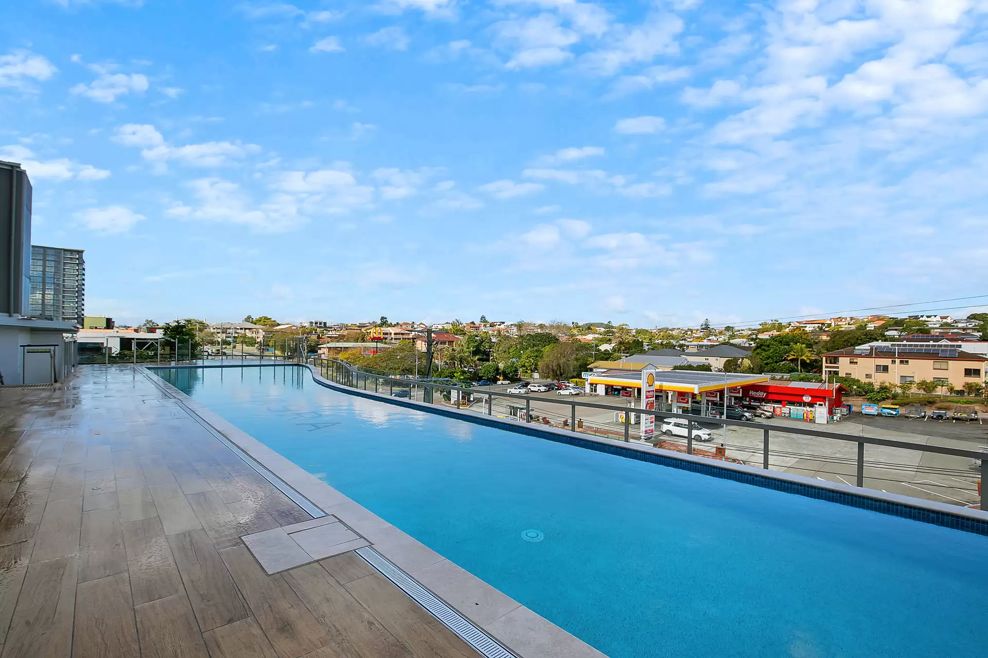 104/100 Holdsworth Street, Coorparoo Sold by Aurora Property - image 1