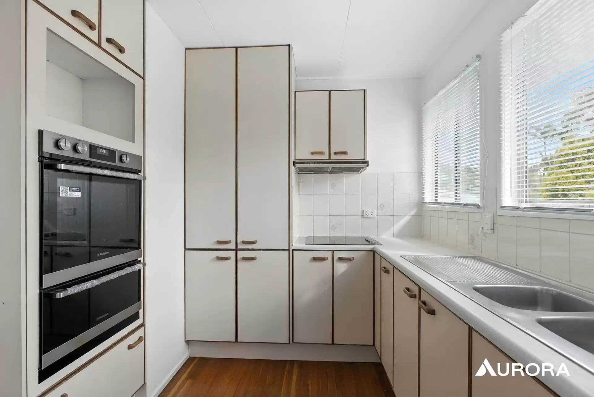 14 Ludwick St, Cannon Hill Leased by Aurora Property - image 1