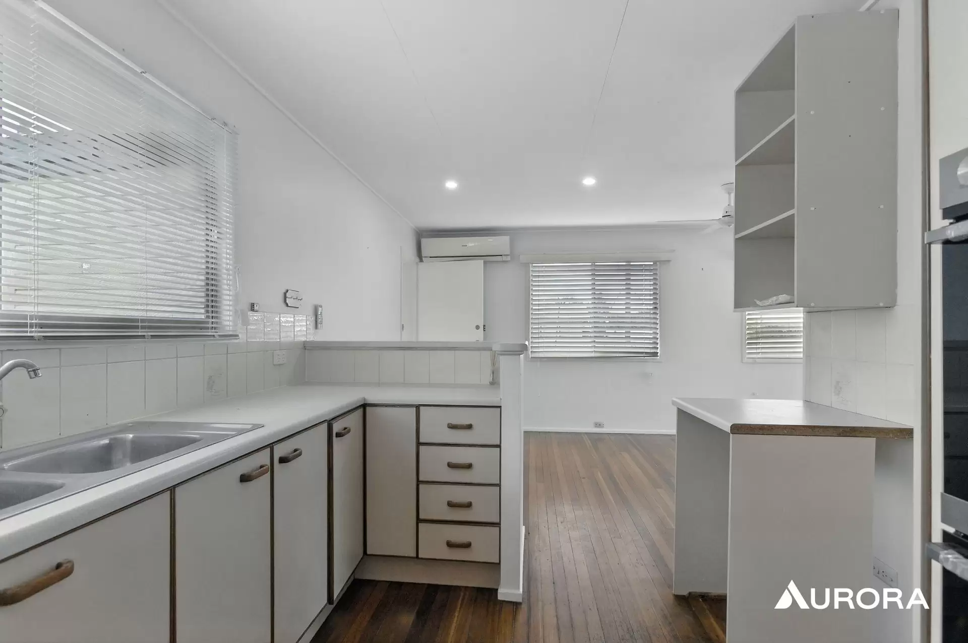 14 Ludwick St, Cannon Hill Leased by Aurora Property - image 1