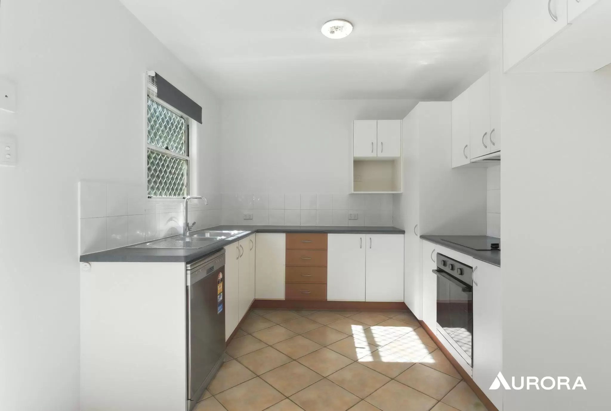 4/52 Tait Street, Kelvin Grove Leased by Aurora Property - image 2