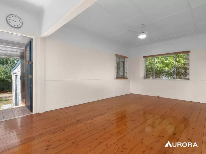 29 Malthus Street, Carina Leased by Aurora Property - image 2