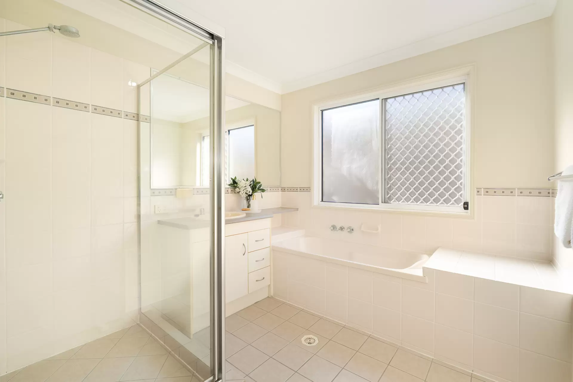 14 Jasmine Street, Wakerley Sold by Aurora Property - image 1