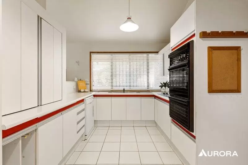 2/83 Hillsdon Road, Taringa Leased by Aurora Property - image 5