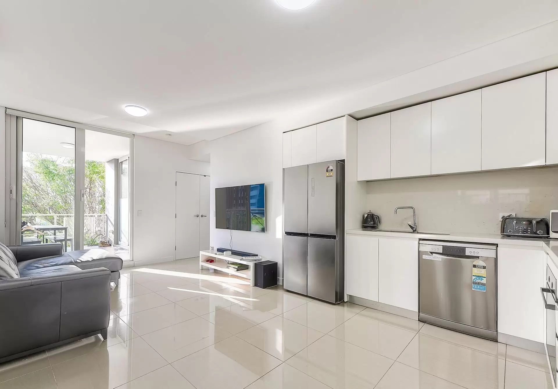 201/24 Western Avenue, Chermside Sold by Aurora Property - image 1
