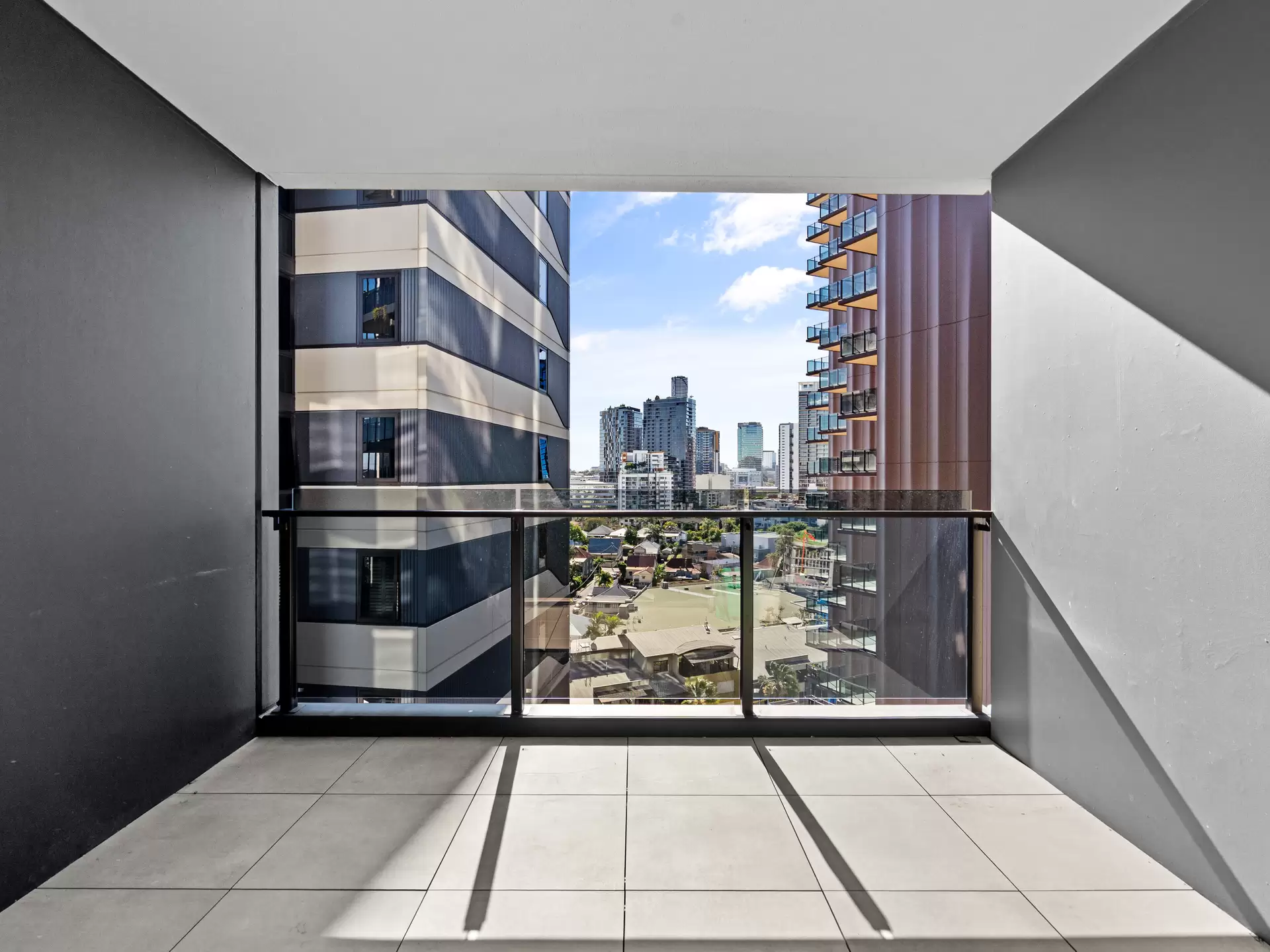 51003/21 Mollison Street, West End Sold by Aurora Property - image 1