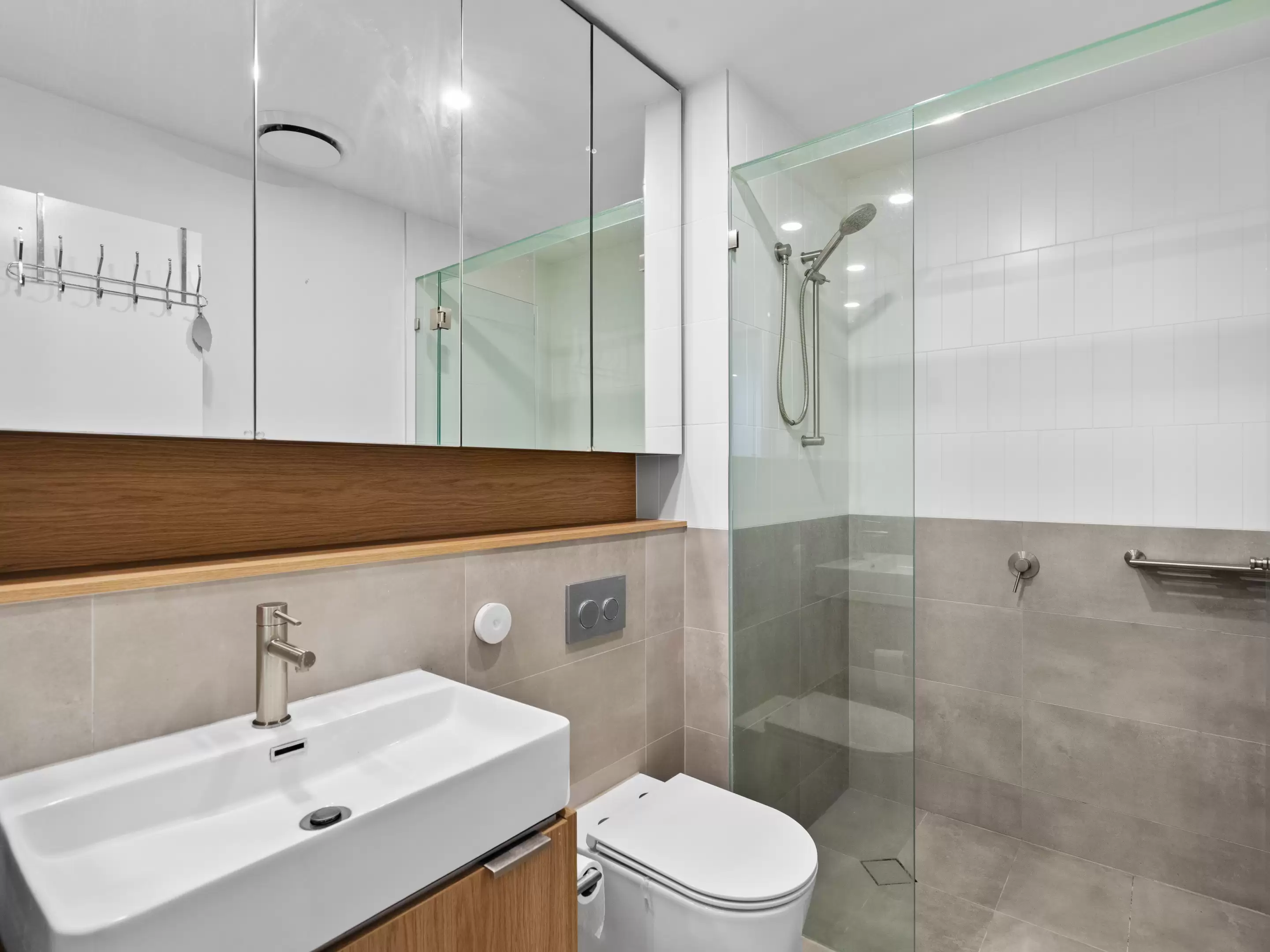 51003/21 Mollison Street, West End Sold by Aurora Property - image 8