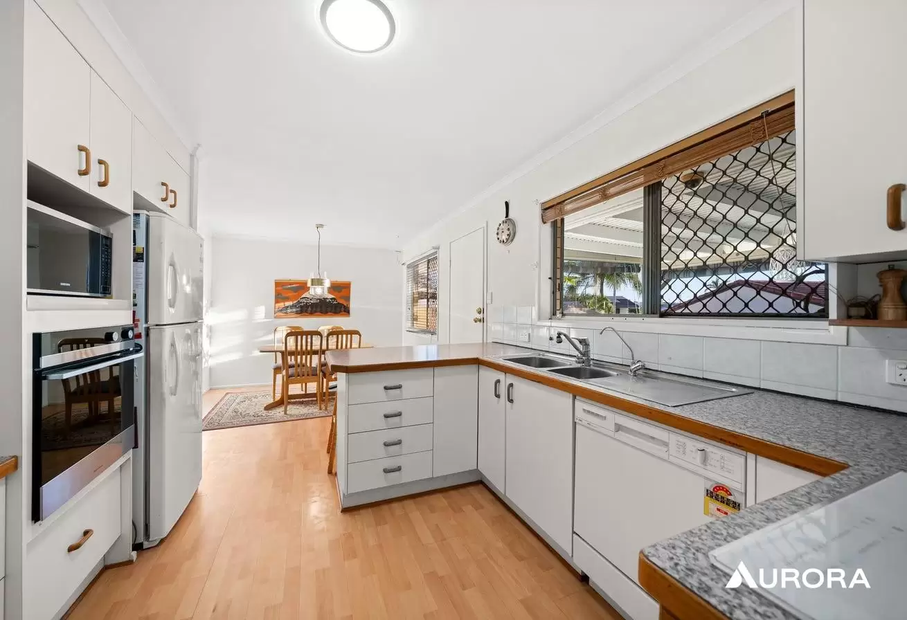 37 Van Dieman Cres, Springwood Leased by Aurora Property - image 2