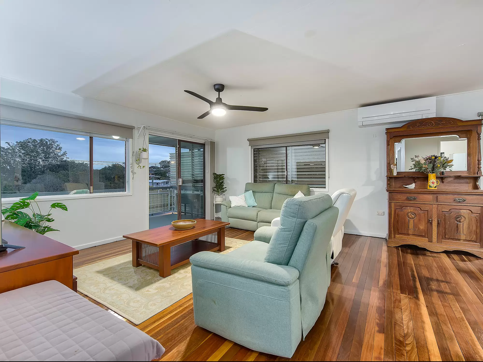 42 Camelia Avenue, Everton Hills Sold by Aurora Property - image 6