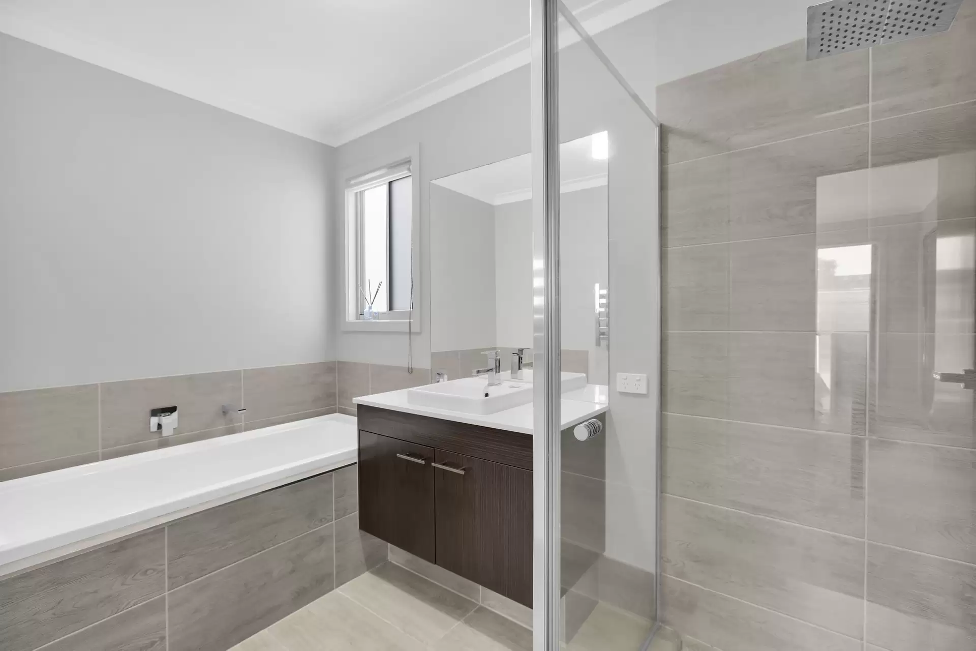 286 Beaconsfield Terrace, Brighton Leased by Aurora Property - image 1