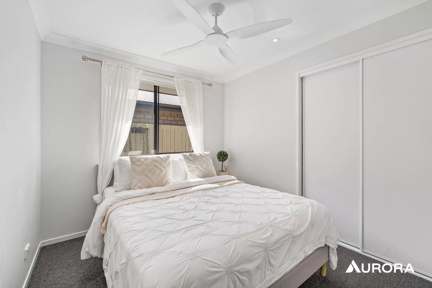 11 Swansea Circuit, Redland Bay Leased by Aurora Property - image 11