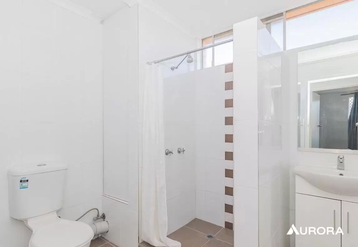 16/3 Heath St, East Brisbane Leased by Aurora Property - image 4