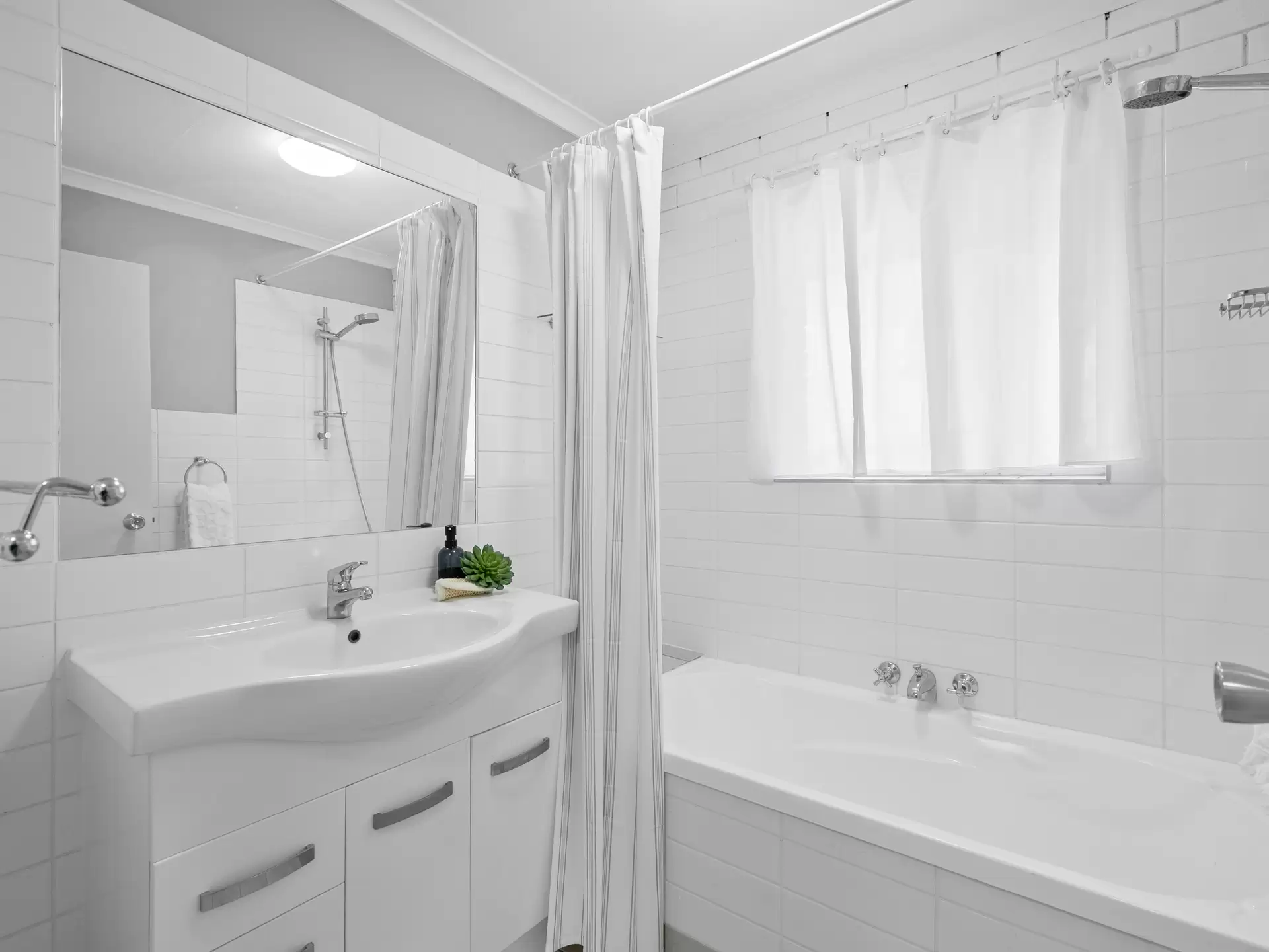 131 First Avenue, Marsden Sold by Aurora Property - image 1