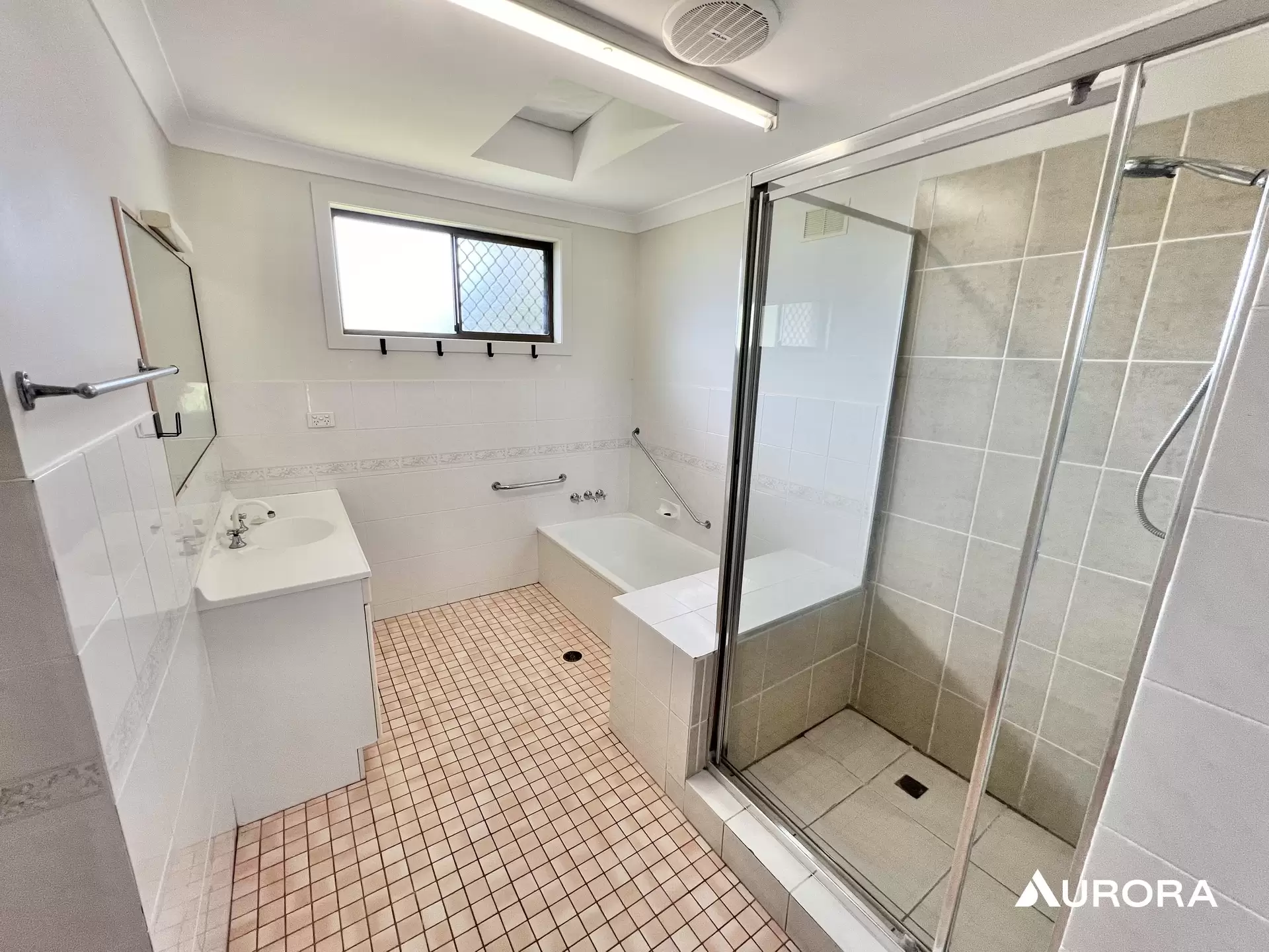 60 Agnes Street, Birkdale Leased by Aurora Property - image 1