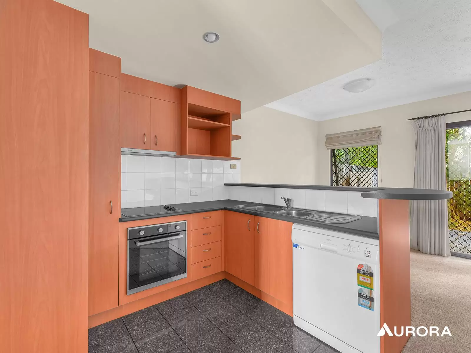 5/84 Kent Street, Hamilton Leased by Aurora Property - image 4