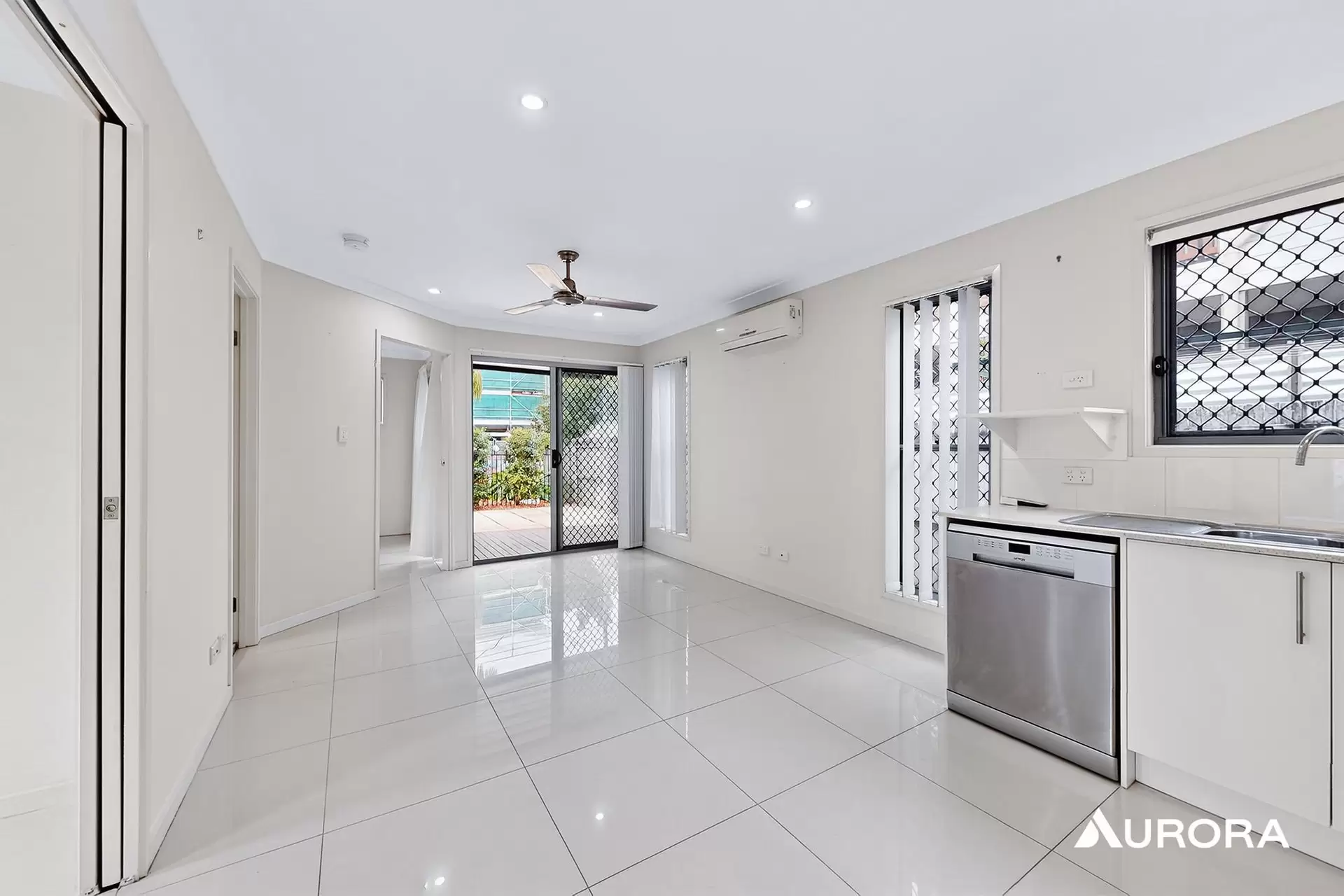 1/20 Boat Street, Victoria Point Leased by Aurora Property - image 1