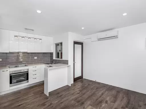 10/6 High Street, Mount Gravatt Leased by Aurora Property