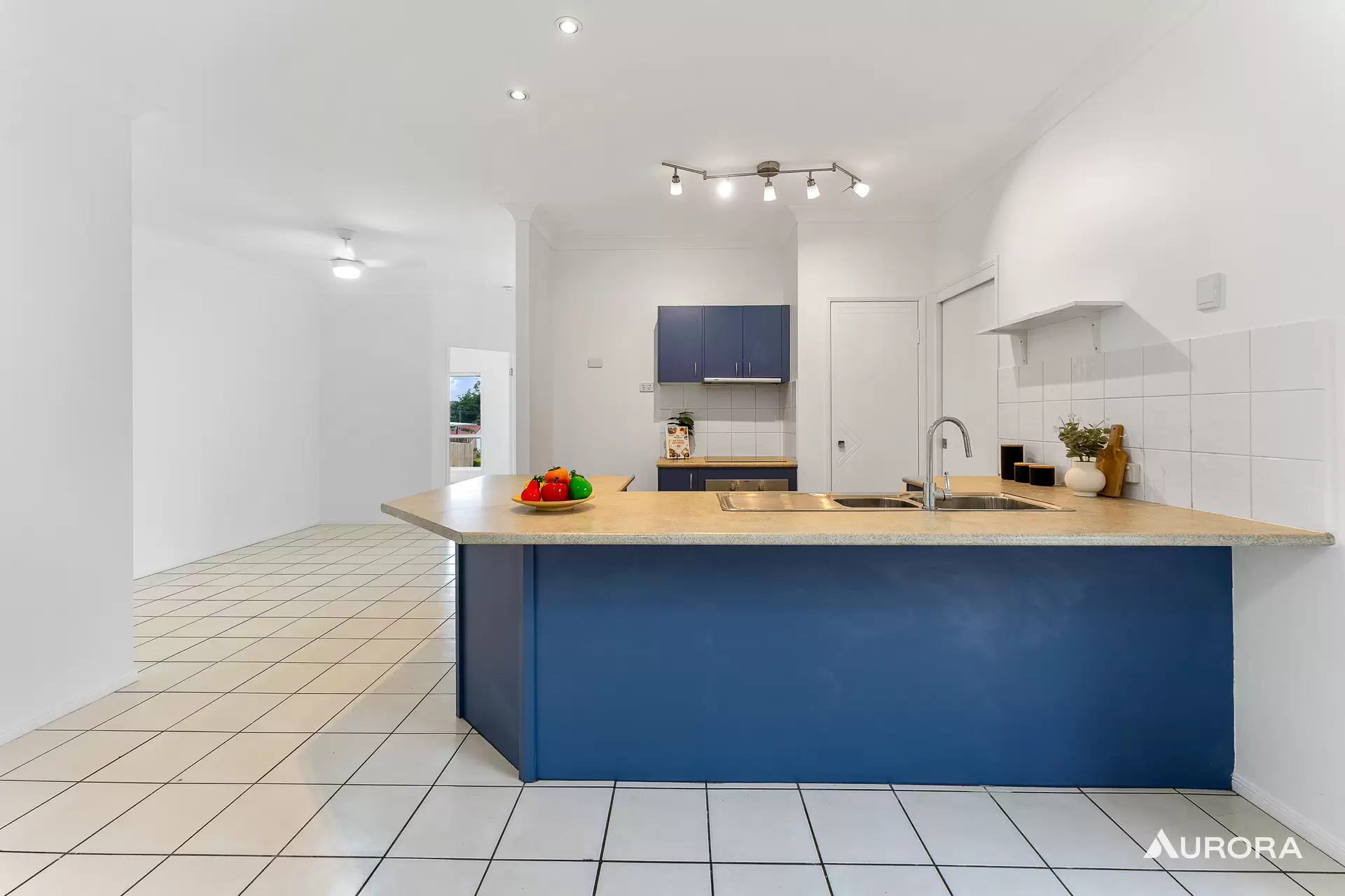 6/7 Wooraka Street, Rochedale South Sold by Aurora Property - image 1