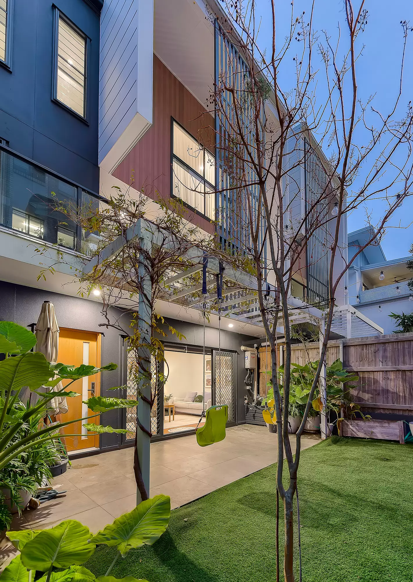 6/133 Samford Road, Enoggera Sold by Aurora Property - image 2