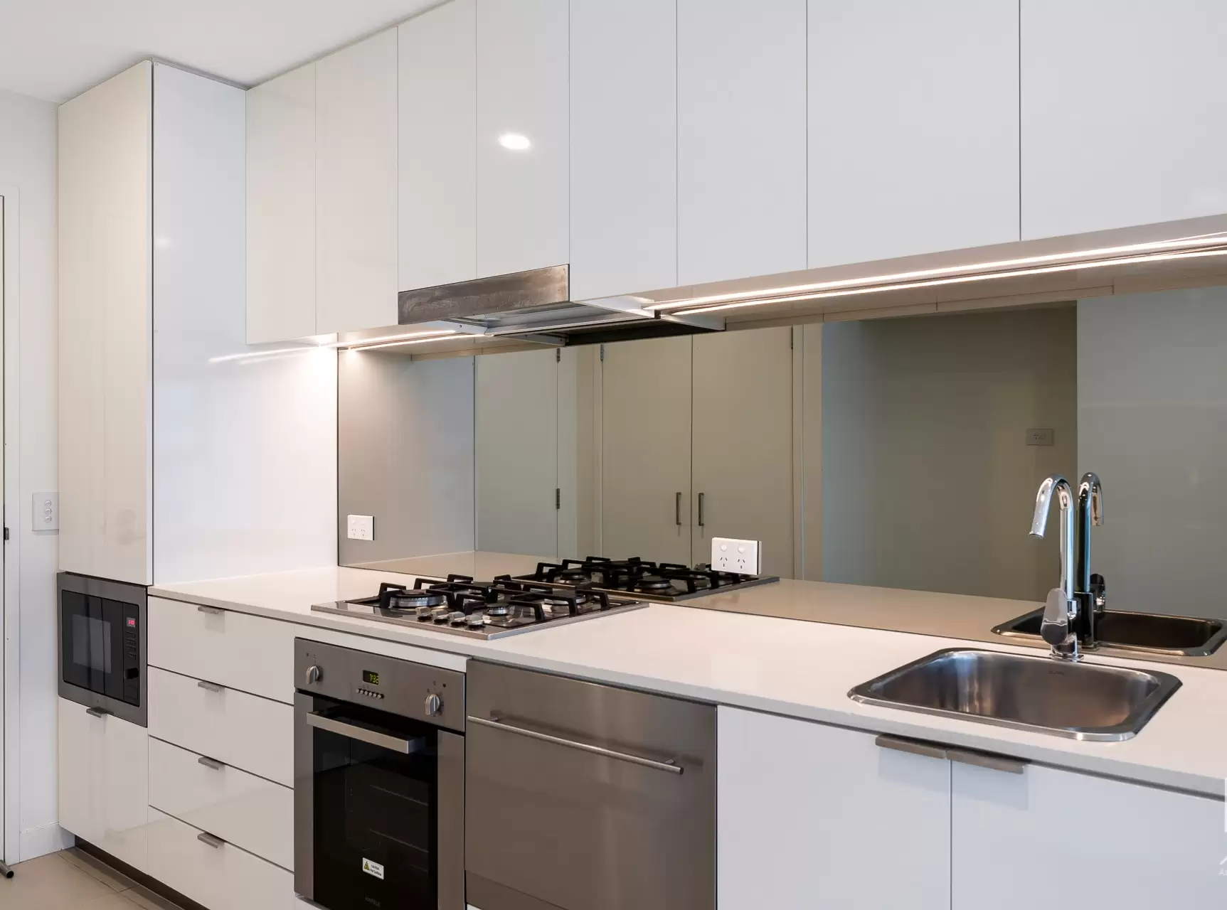21209/37 Kyabra St, Newstead Sold by Aurora Property - image 5