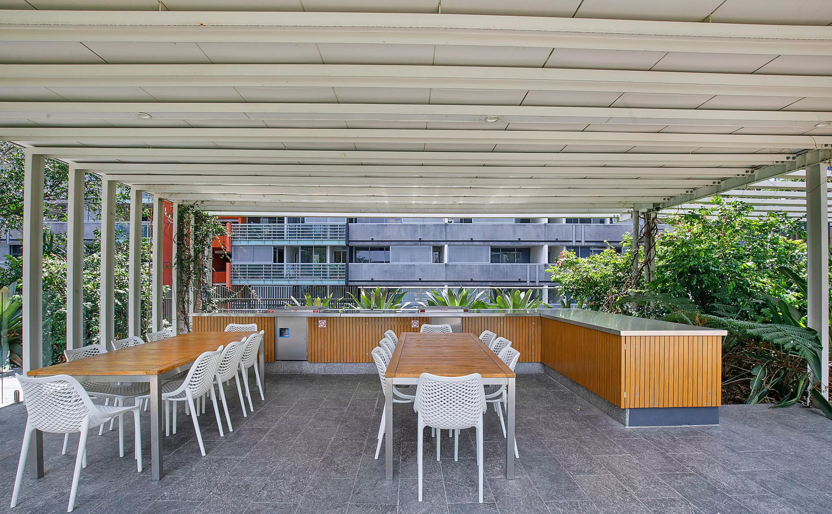21209/37 Kyabra St, Newstead Sold by Aurora Property - image 6