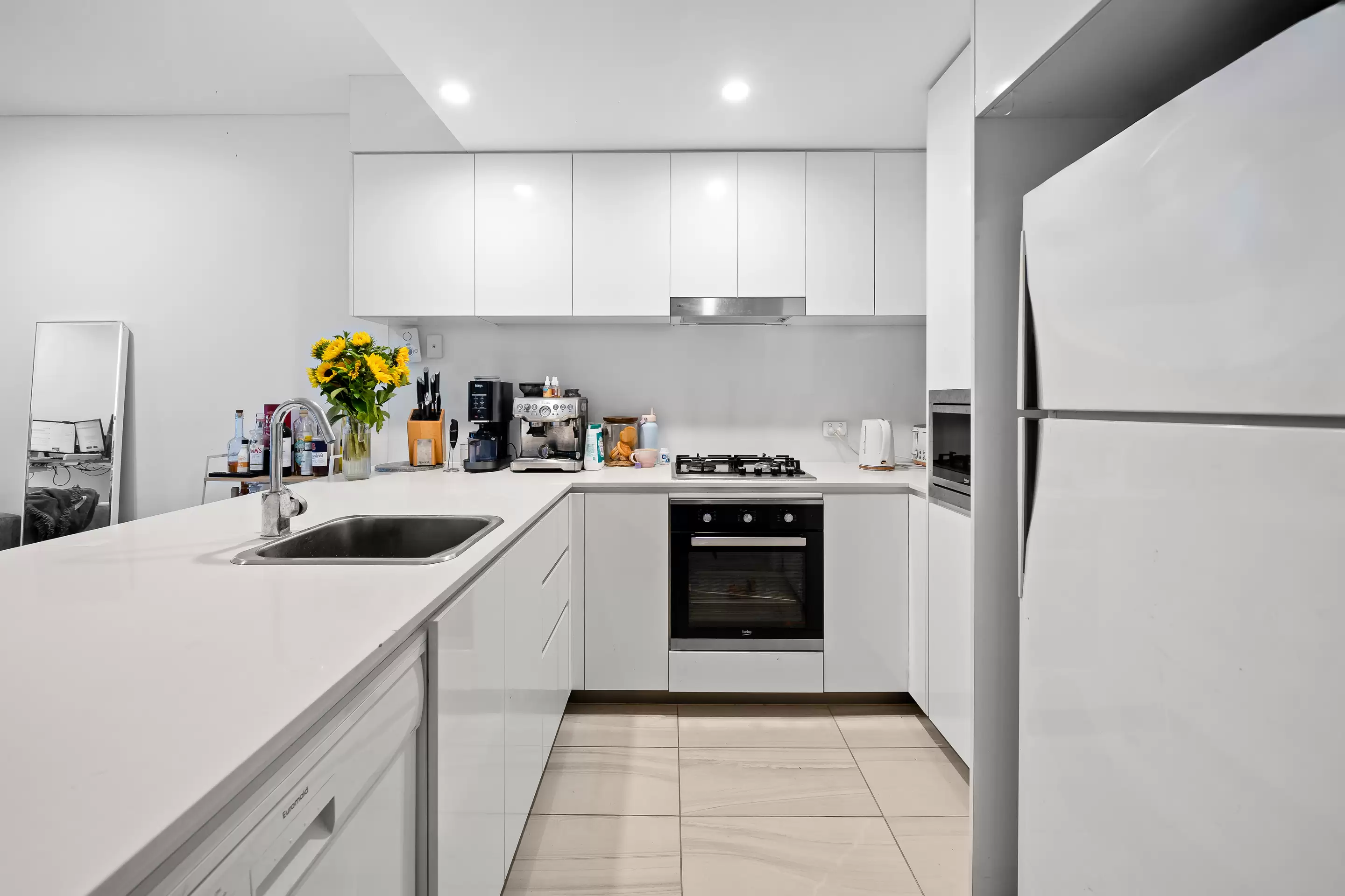 506/10 Stratton Street, Newstead Sold by Aurora Property - image 3