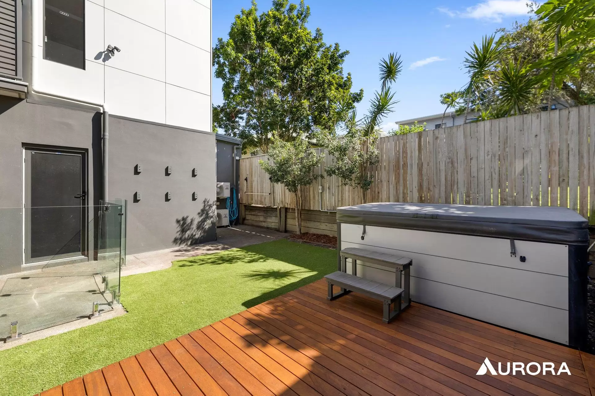 2/16 Marvell Street, Murarrie Leased by Aurora Property - image 1