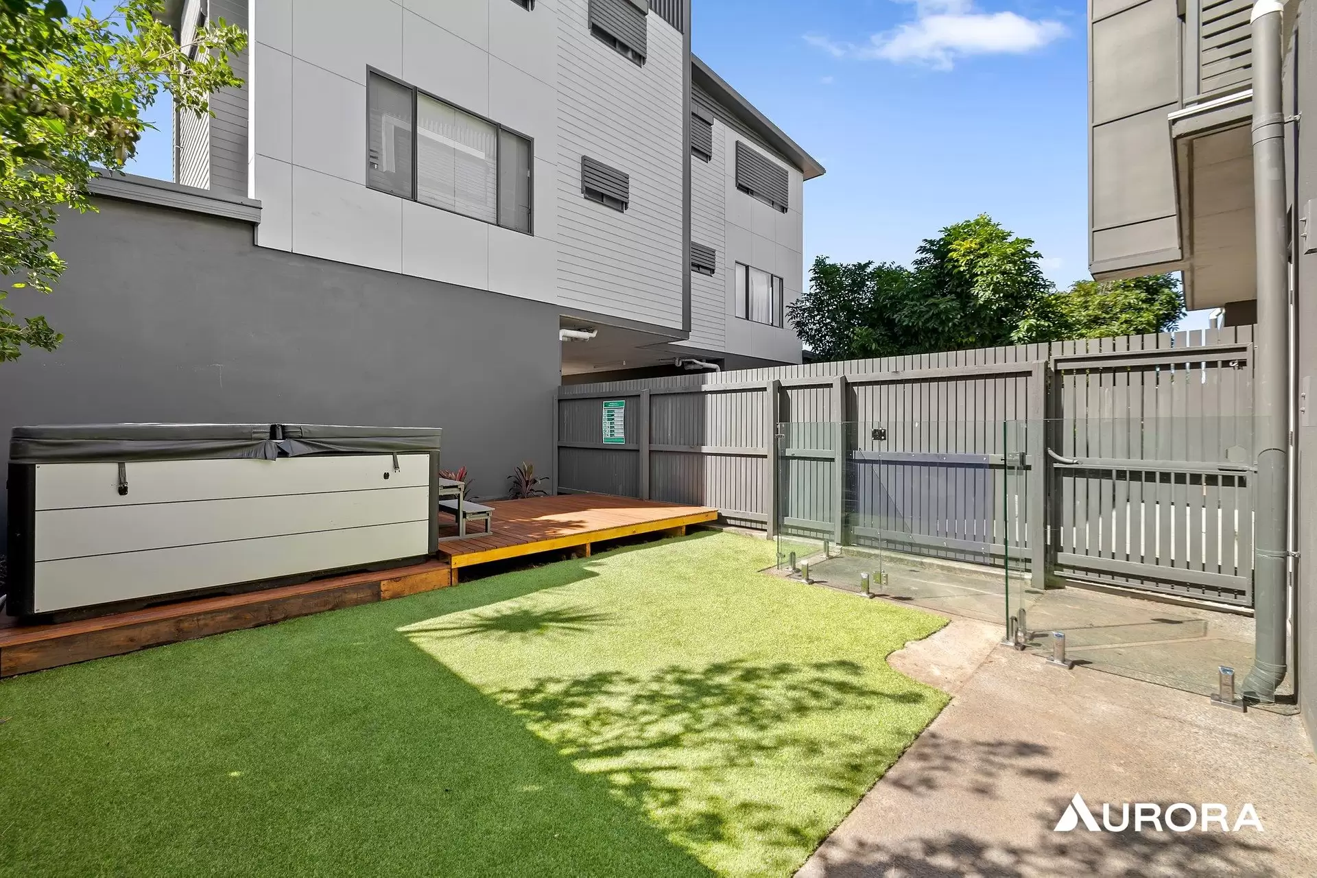 2/16 Marvell Street, Murarrie Leased by Aurora Property - image 1