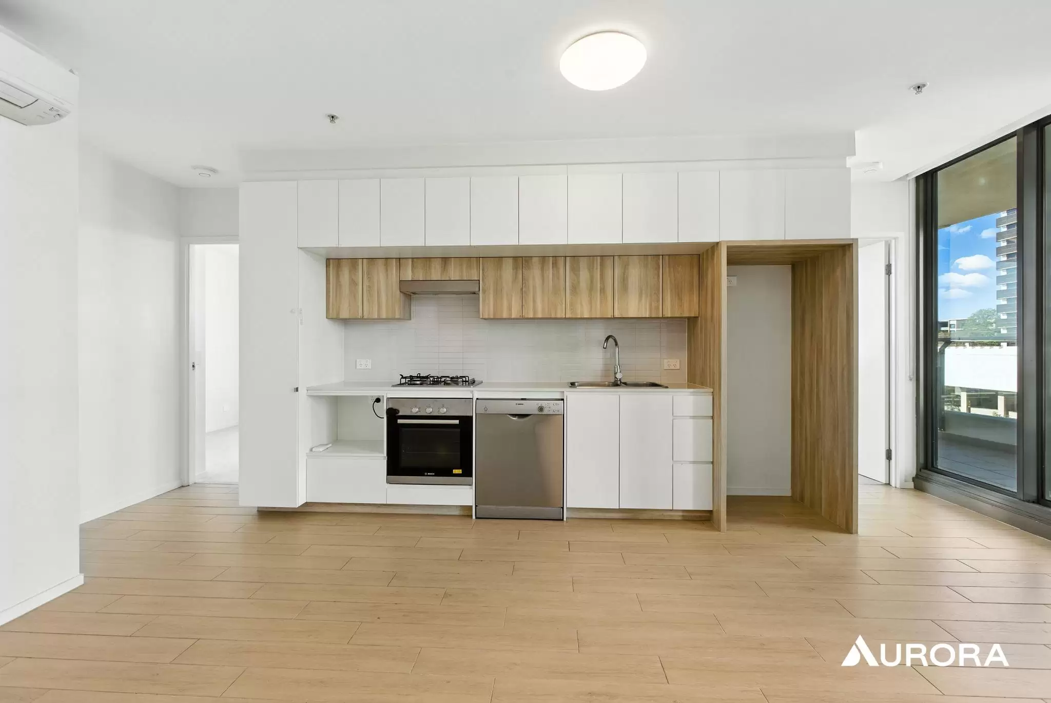 50402/37B Harbour Road, Hamilton Leased by Aurora Property - image 5