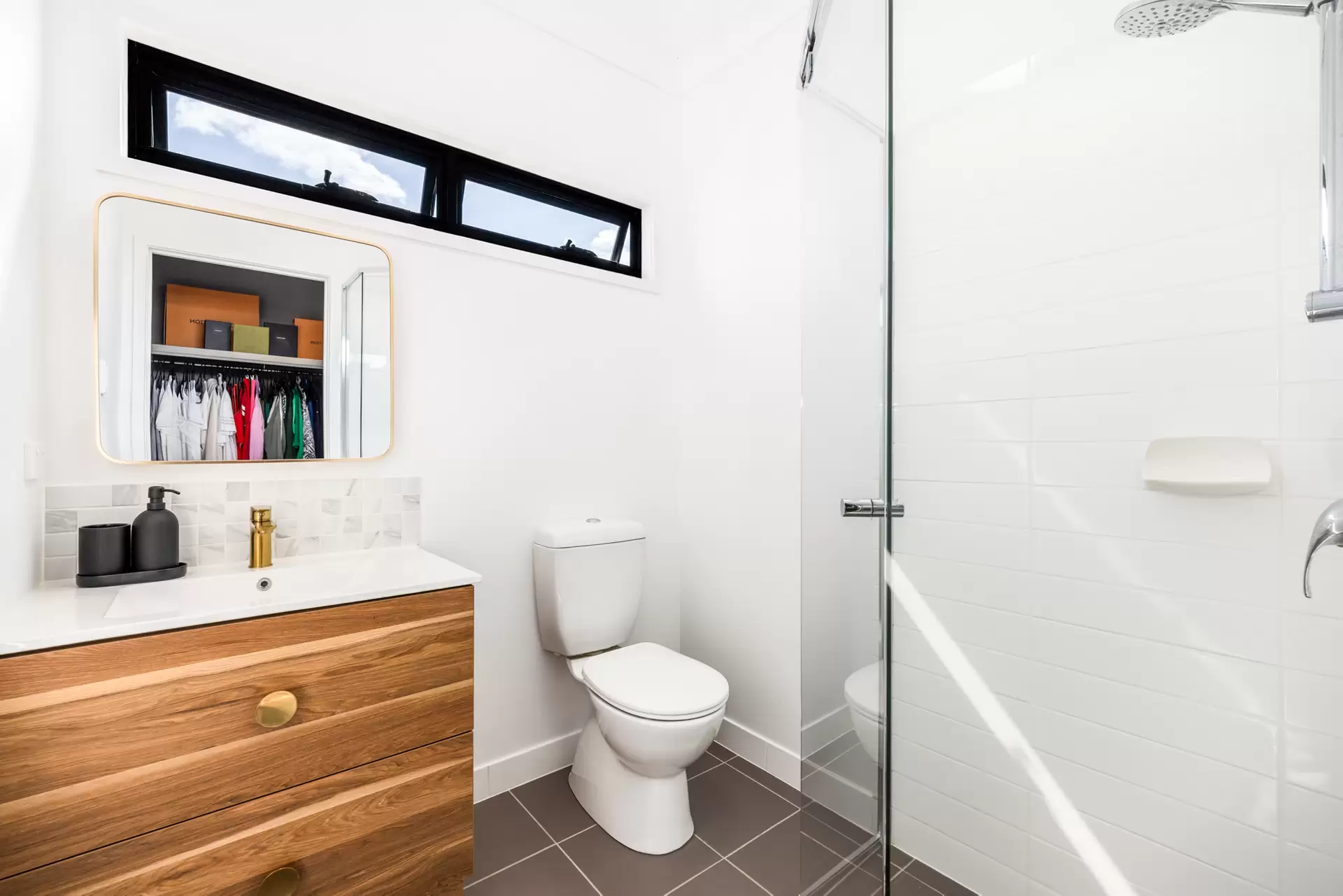 3/111 Thynne Road, Morningside Sold by Aurora Property - image 1