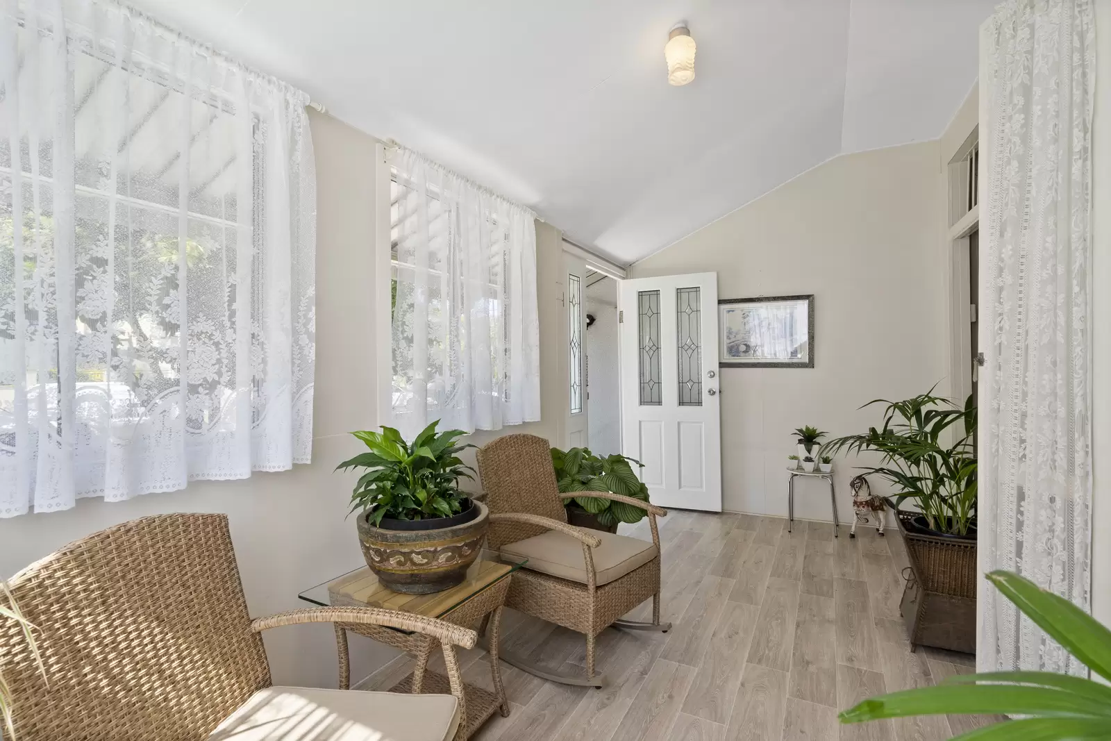 68 Stafford Street, East Brisbane Sold by Aurora Property - image 4