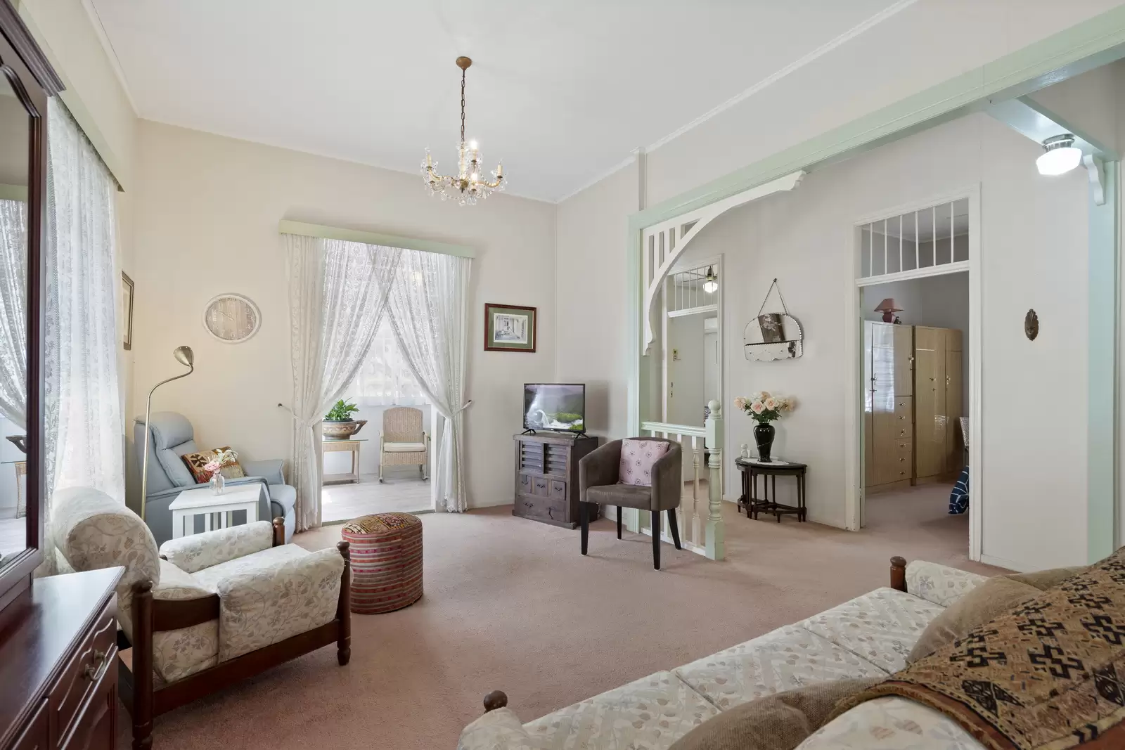 68 Stafford Street, East Brisbane Sold by Aurora Property - image 5