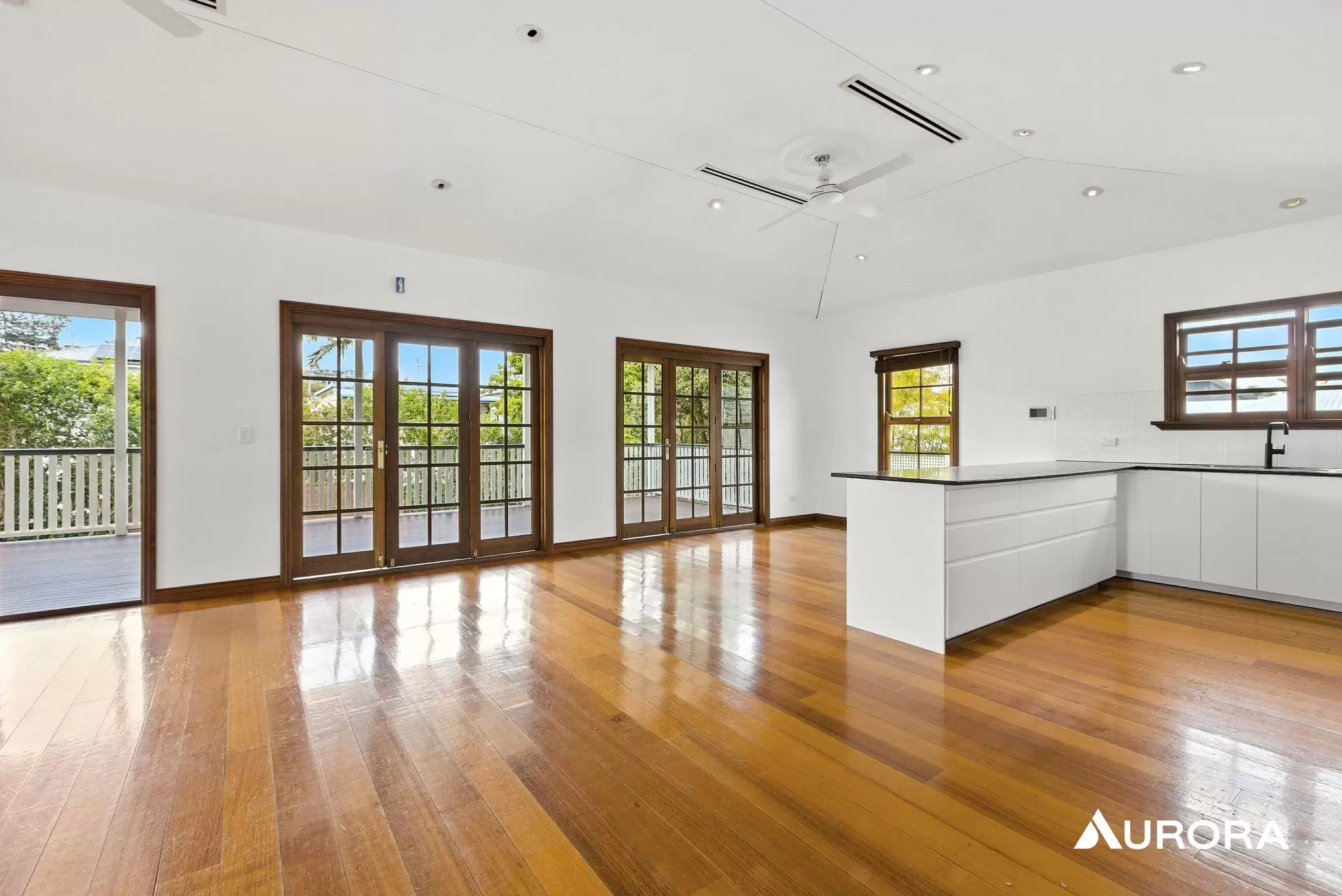 34 Cambridge Street, Bulimba Leased by Aurora Property - image 5