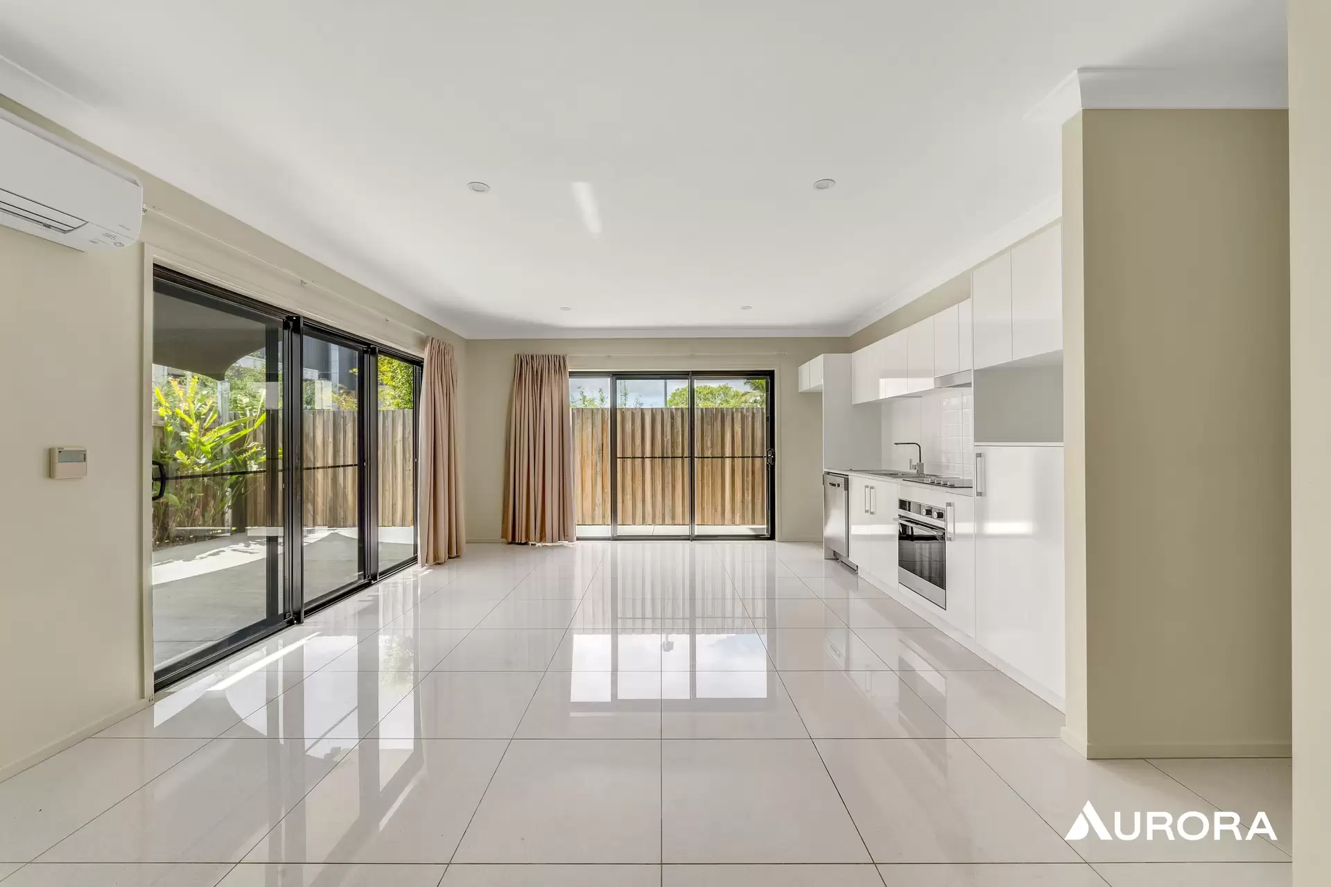 1/17 Foster Street, Newmarket Leased by Aurora Property - image 1