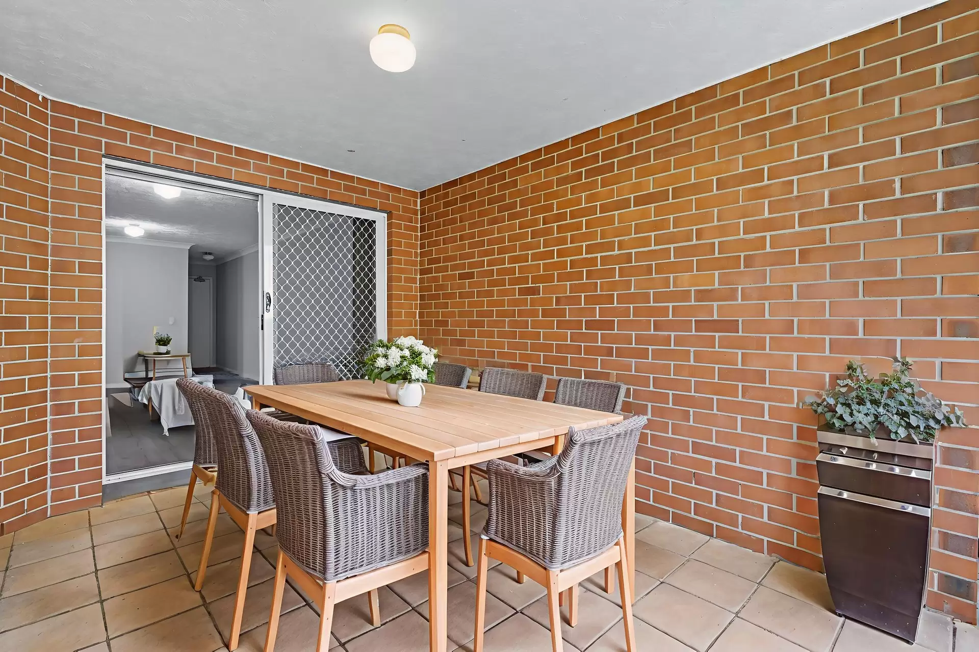 3/89 Riverton Street, Clayfield Leased by Aurora Property - image 1