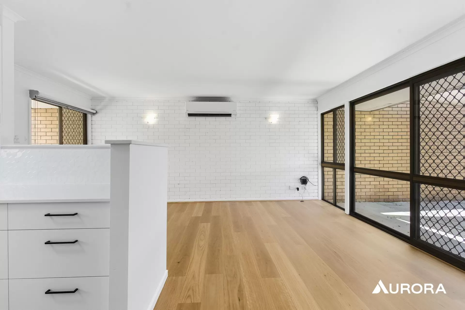 1/22 Cambridge St, Carina Heights Leased by Aurora Property - image 1