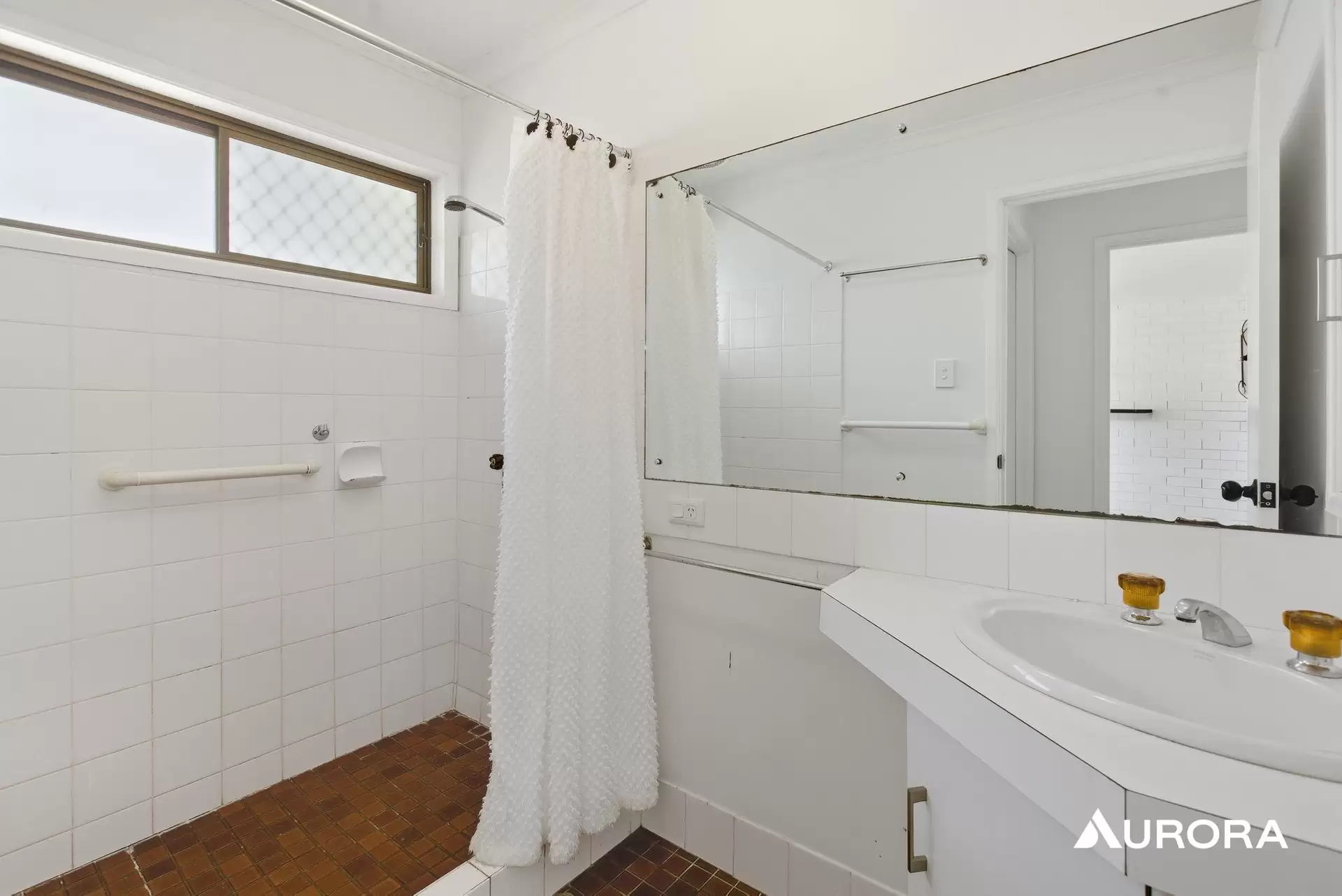 1/22 Cambridge St, Carina Heights Leased by Aurora Property - image 1